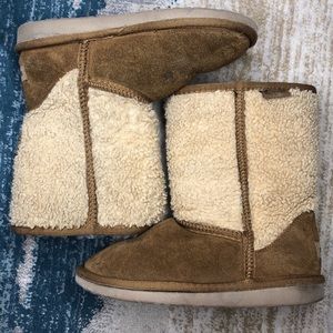 🌟 2/$25 Minnetonka boots